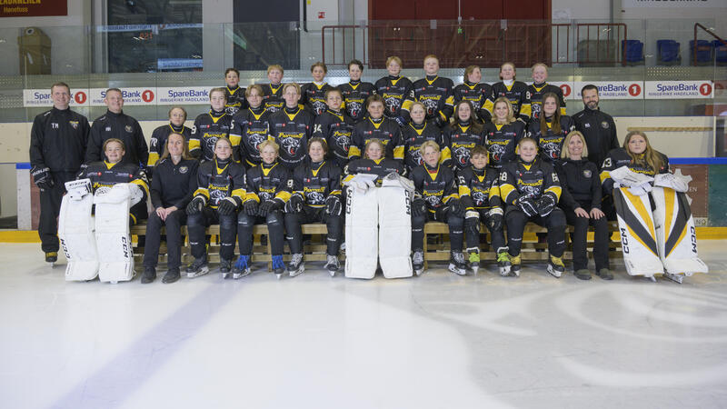 U13