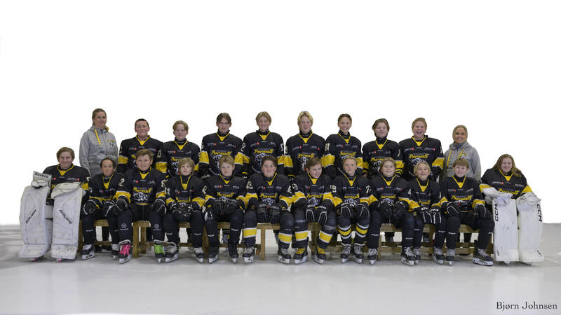 U15