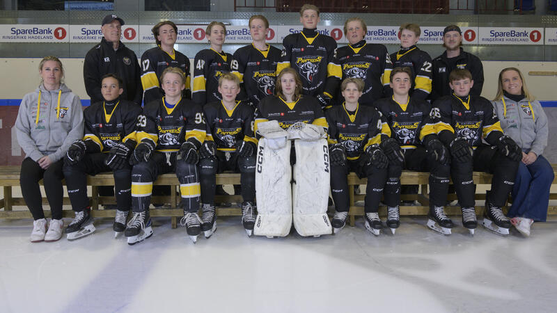U16